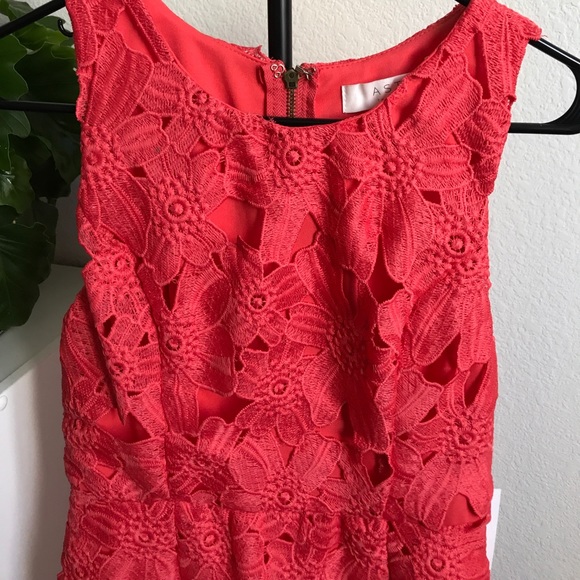 NWT ASTR Coral Dress size Small - Picture 2 of 3